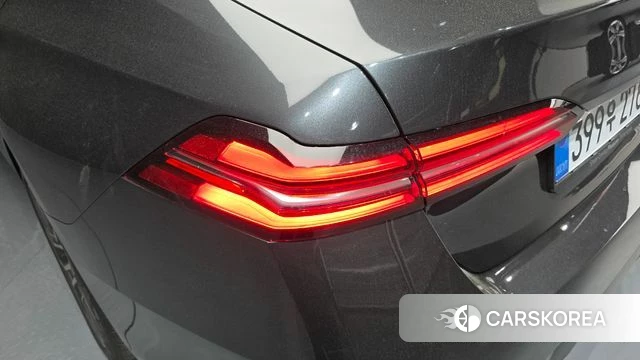 BMW 5 Series (G60) id 4200694 из Кореи 15