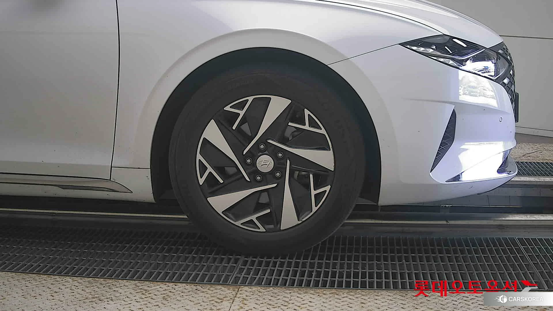 Hyundai Grandeur Hybrid id 4902512 из Кореи 15