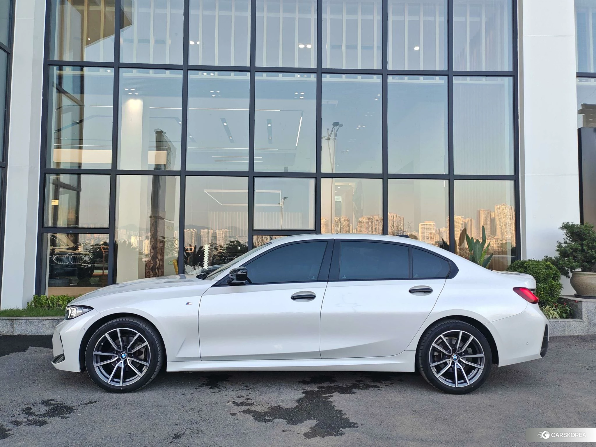 BMW 3 series id 4486365 из Китая 15