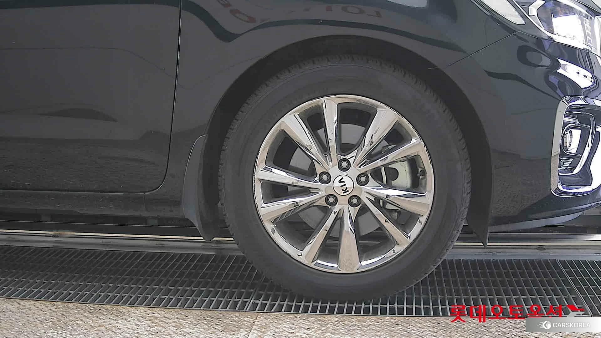 Kia Carnival id 3882130 из Кореи 15