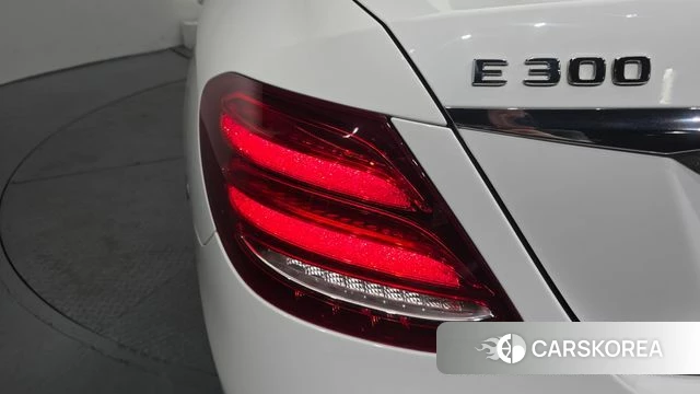 Mercedes-Benz E-Class W213 id 4632630 из Кореи 15