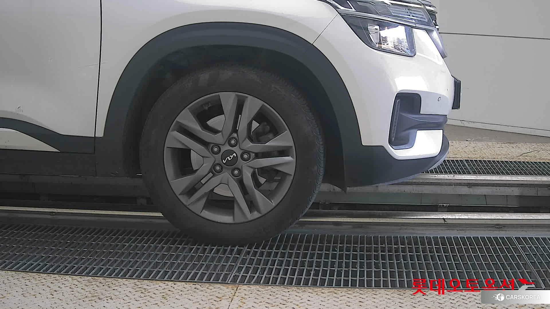 Kia Seltos id 4902468 из Кореи 15