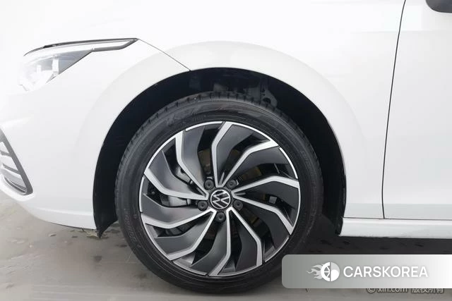 Volkswagen Golf id 4275502 из Китая 15