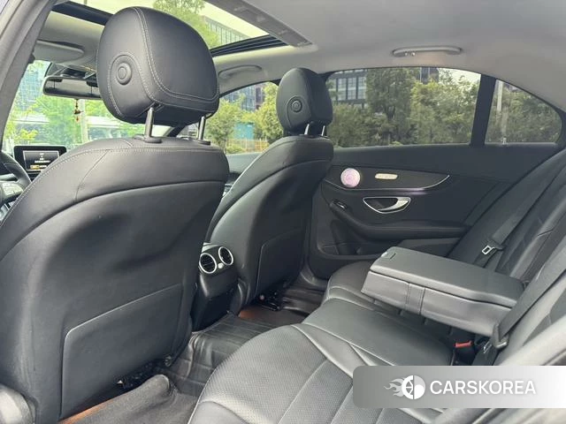 Mercedes-Benz Class C id 4211016 из Китая 15