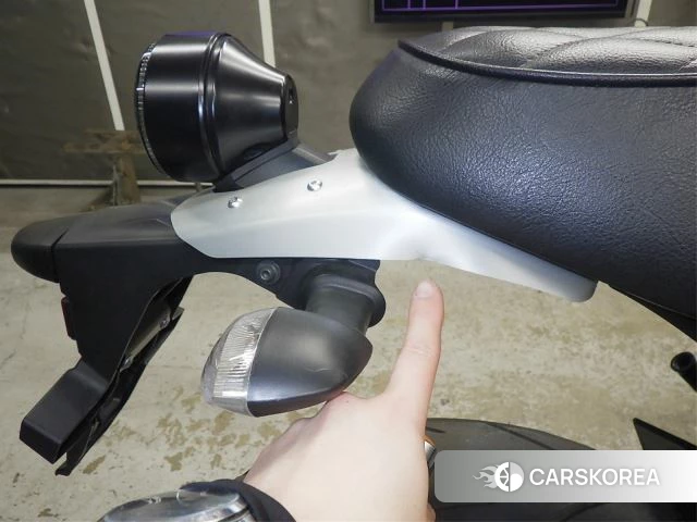Yamaha XSR900 id 3945339 из Японии 15