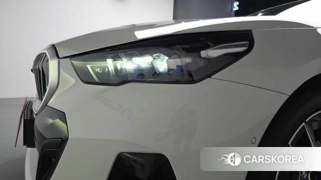 BMW 5 Series (G60) id 4762018 из Кореи 15