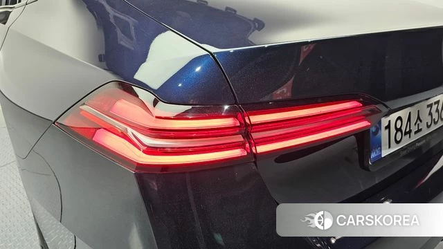 BMW 5 Series (G60) id 4222623 из Кореи 15