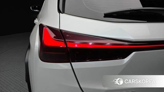 Lexus UX250h id 4458507 из Кореи 15