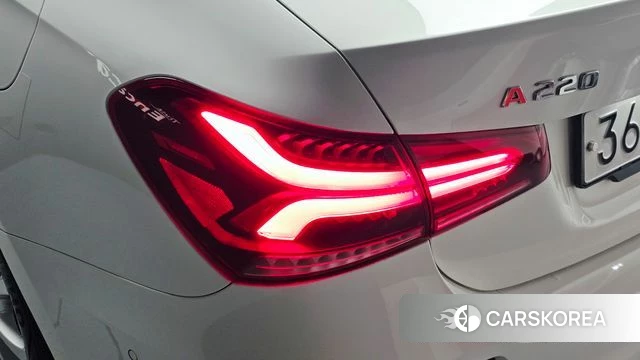 Mercedes-Benz A-Class W177 id 4651860 из Кореи 15