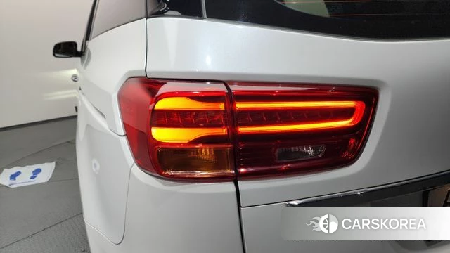 Kia The New Carnival id 4197201 из Кореи 15