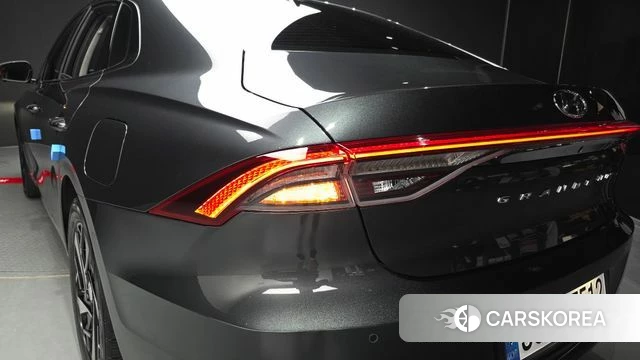 Hyundai The New Grandeur IG Hybrid id 4720953 из Кореи 15