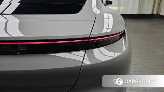 Porsche Taycan id 4623877 из Кореи 15
