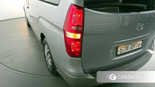 Hyundai The New Grand Starex id 4285651 из Кореи 15