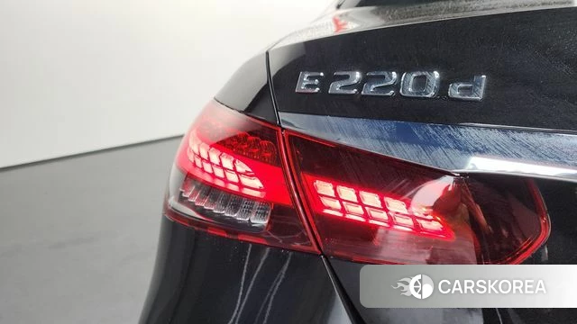 Mercedes-Benz E-Class W213 id 4609660 из Кореи 15