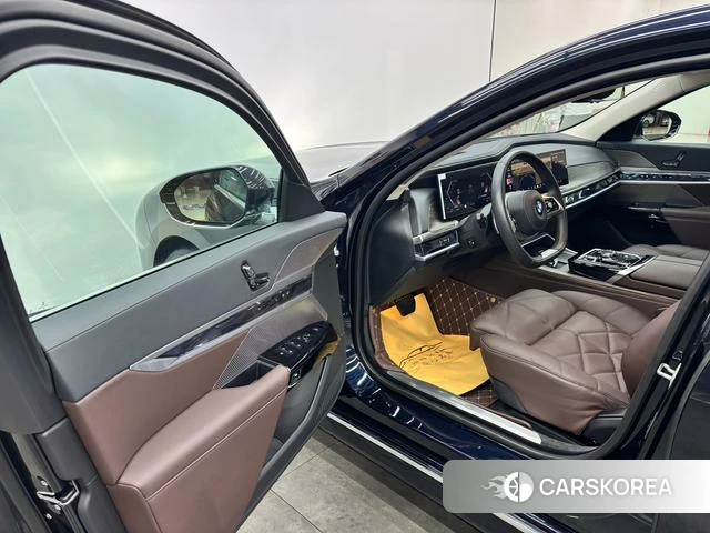 BMW 7 series id 4257108 из Китая 15
