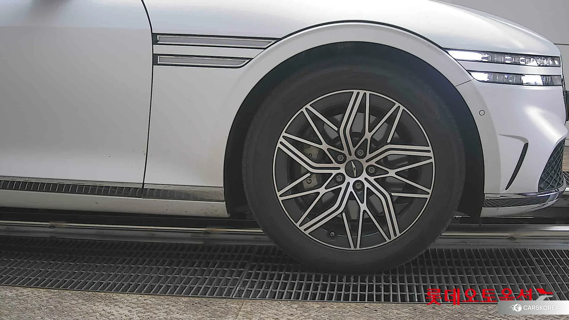 Hyundai G90 id 3869309 из Кореи 15