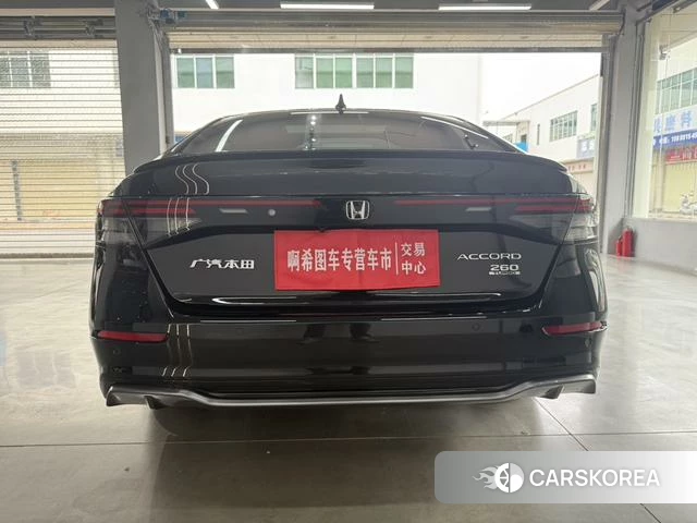 Honda Accord id 4220849 из Китая 15
