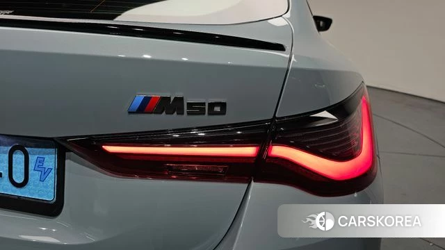 BMW i4 id 4591411 из Кореи 15