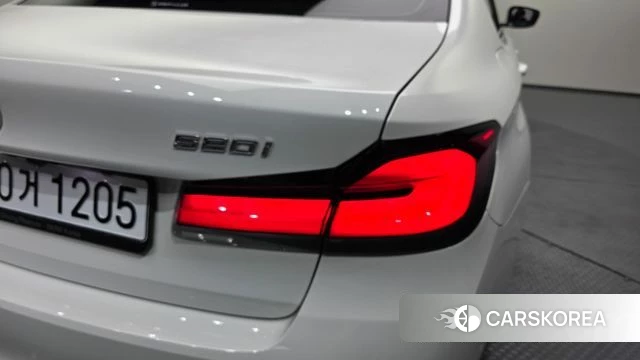 BMW 5 Series (G30) id 4349862 из Кореи 15