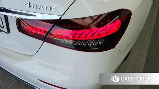 Mercedes-Benz E-Class W213 id 4280855 из Кореи 15