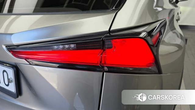 Lexus NX300h id 4764908 из Кореи 15