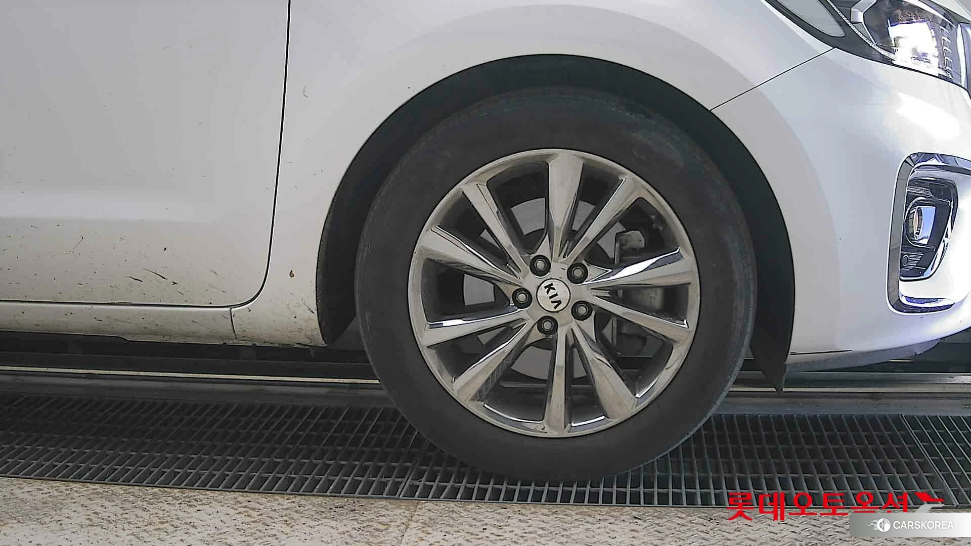 Kia Carnival id 4296917 из Кореи 15