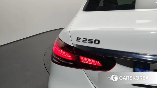 Mercedes-Benz E-Class W213 id 4396885 из Кореи 15