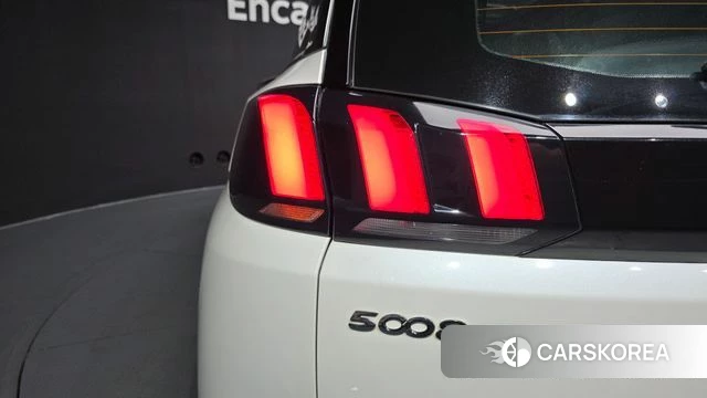 Peugeot 5008 second generation id 4477540 из Кореи 15
