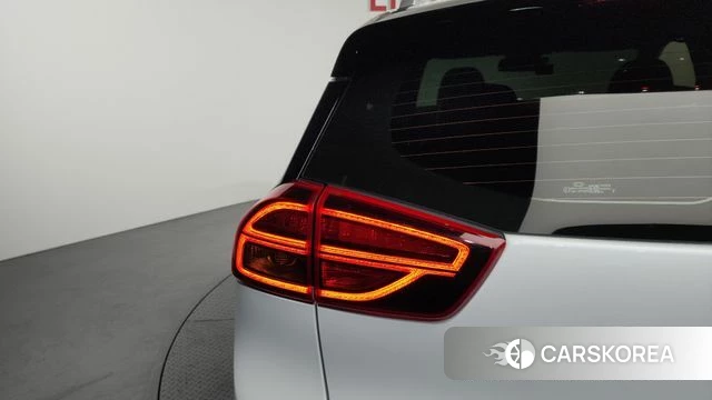 Kia The New Niro id 4250531 из Кореи 15