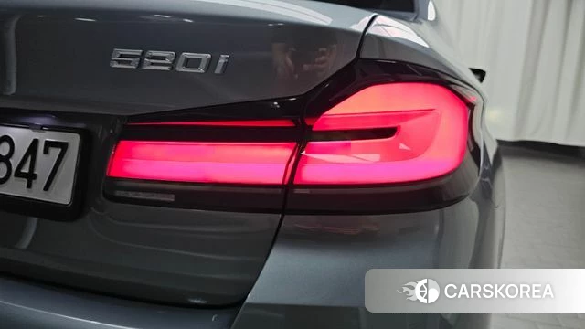BMW 5 Series (G30) id 4935504 из Кореи 15