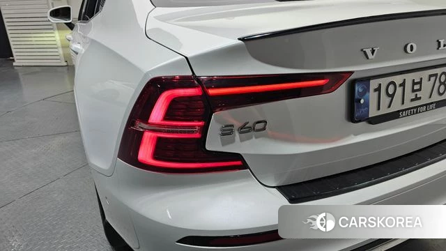 Volvo S60 3rd generation id 4584914 из Кореи 15