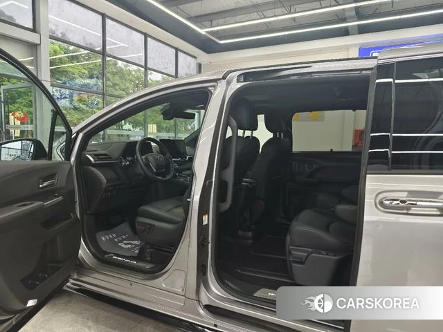 Toyota Saina id 4353508 из Китая 15