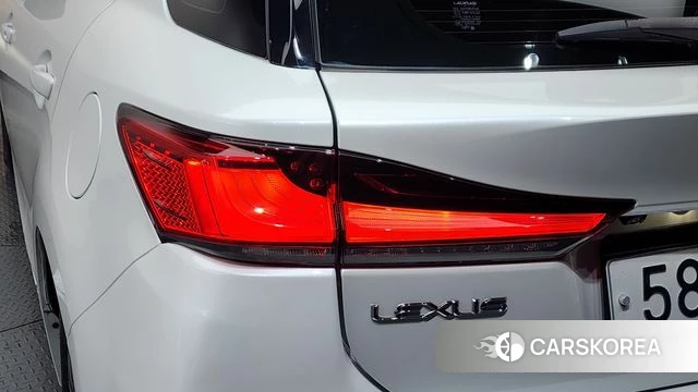 Lexus CT200h id 4615559 из Кореи 15