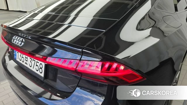 Audi A7 (4K) id 4836607 из Кореи 15
