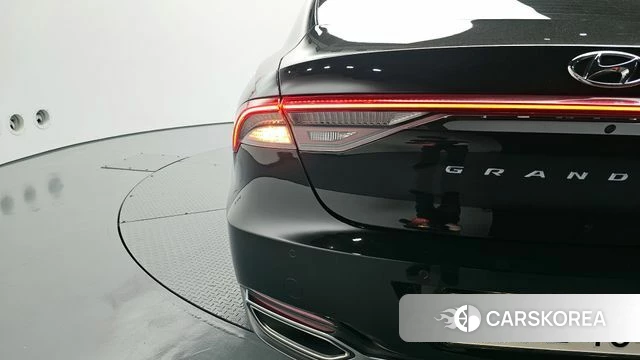 Hyundai The New Grandeur IG Hybrid id 4345000 из Кореи 15