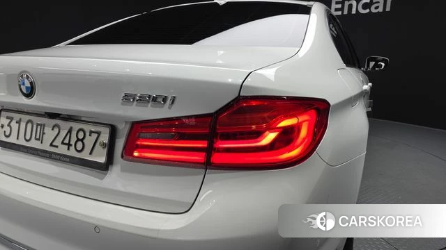 BMW 5 Series (G30) id 4496022 из Кореи 15