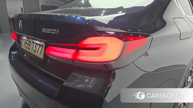 BMW 5 Series (G30) id 4855224 из Кореи 15
