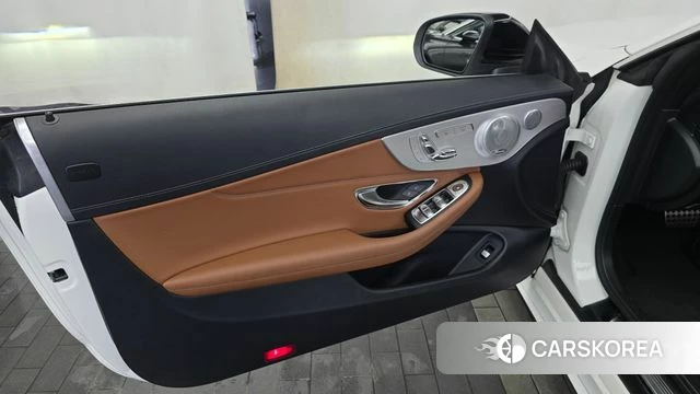 Mercedes-Benz C-Class W205 id 4604810 из Кореи 15