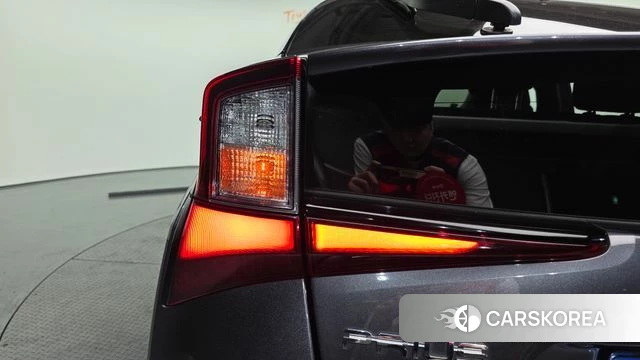 Toyota Prius 4th Generation id 4309391 из Кореи 15