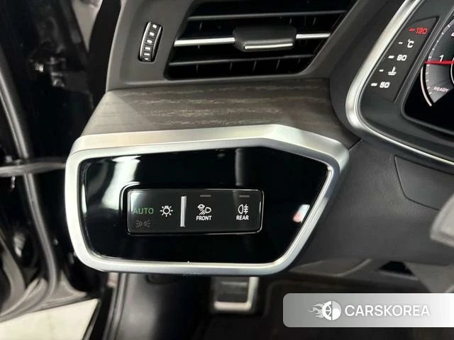Audi A6L id 4366071 из Китая 15