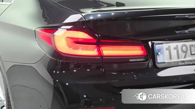 BMW 5 Series (G30) id 4906002 из Кореи 15