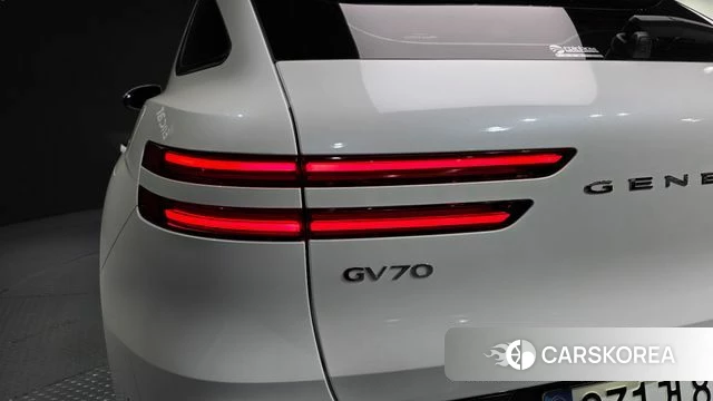 Genesis GV70 id 4897882 из Кореи 15