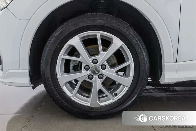 Audi Q3 id 4253617 из Китая 15