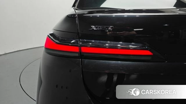 BMW 7 Series (G70) id 4315118 из Кореи 15