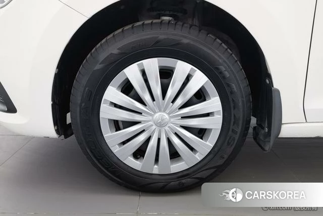 Volkswagen Santana id 4279095 из Китая 15