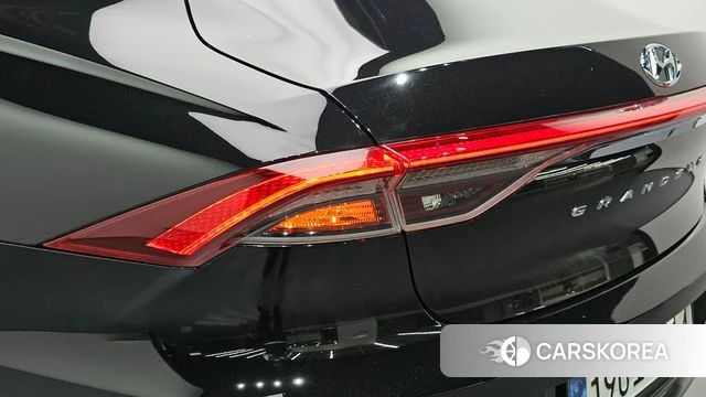 Hyundai The New Grandeur IG Hybrid id 4641694 из Кореи 15