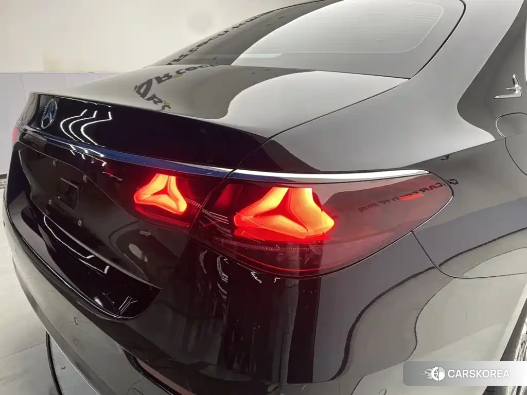 Mercedes-Benz E-Class id 4576674 из Китая 15