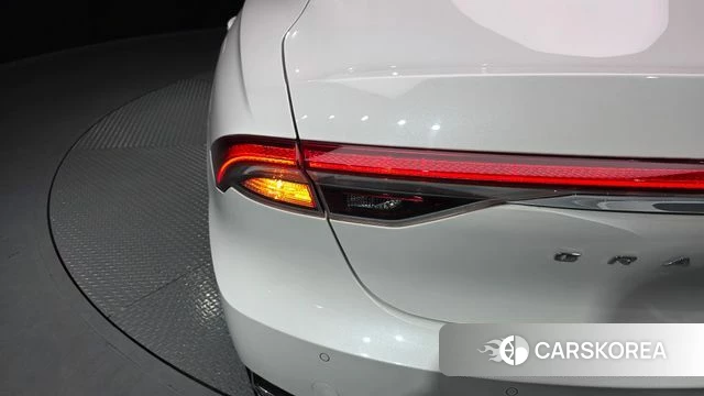 Hyundai The New Grandeur IG Hybrid id 4330212 из Кореи 15
