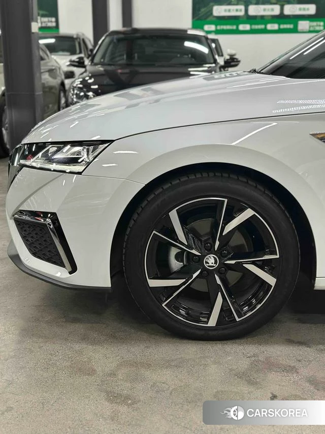 Skoda Octavia id 4239976 из Китая 15