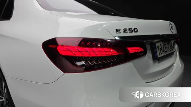 Mercedes-Benz E-Class W213 id 4894399 из Кореи 15